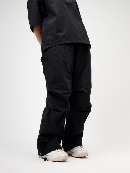 Windbreaker Oversized Pants (Black)