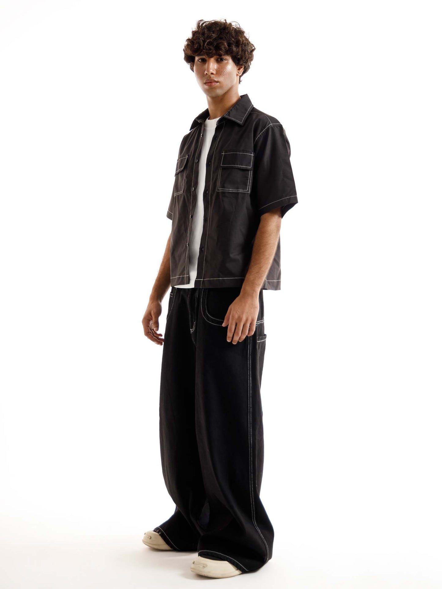 BLACK SHORT SLEEVES CROSS STITCH DOUBLE POCKET BOXY SHIRT
