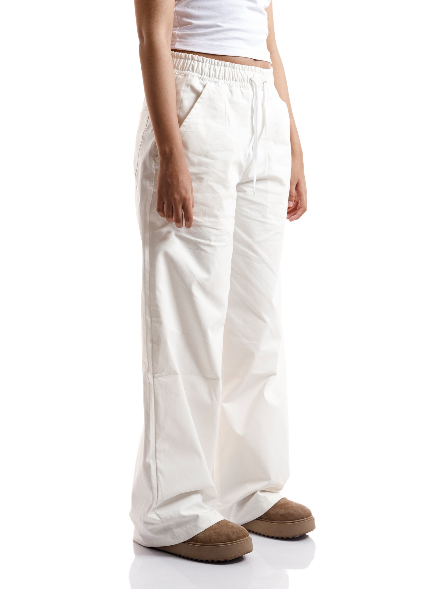 OVERSIZED WHITE PANTS