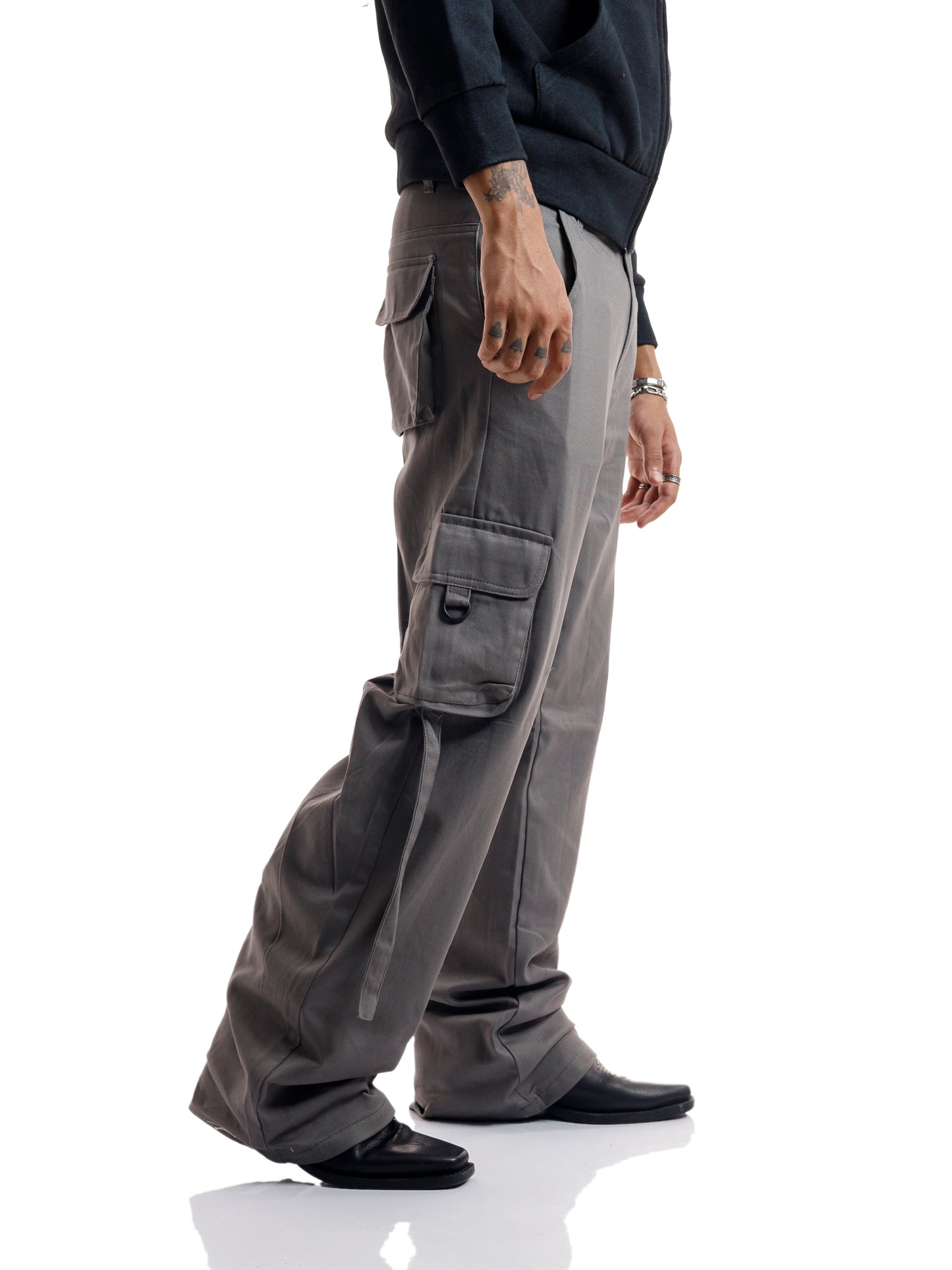 STEEL GREY D BUCKLE STRAPS CARGO PANTS